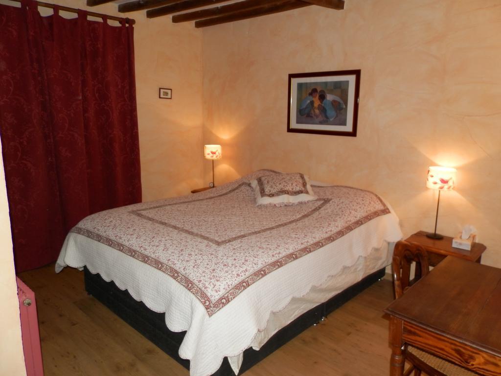 Domaine De Varenne Bed and Breakfast Saint-Amand-en-Puisaye Buitenkant foto