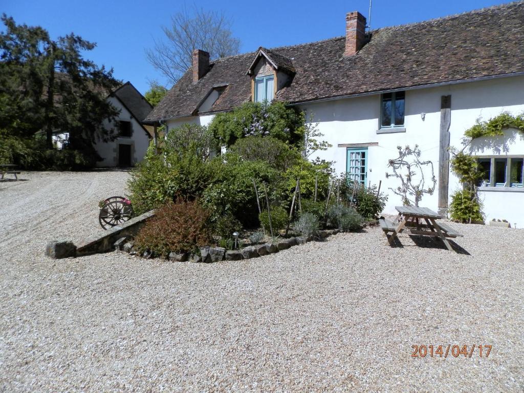 Domaine De Varenne Bed and Breakfast Saint-Amand-en-Puisaye Buitenkant foto